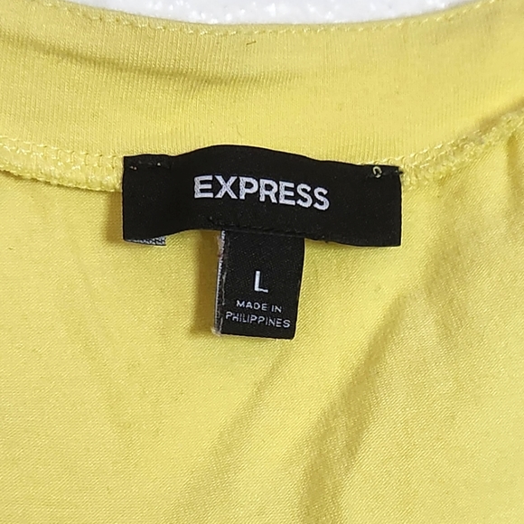 Express Yellow V-Neck Sleeveless Top - Picture 4 of 5